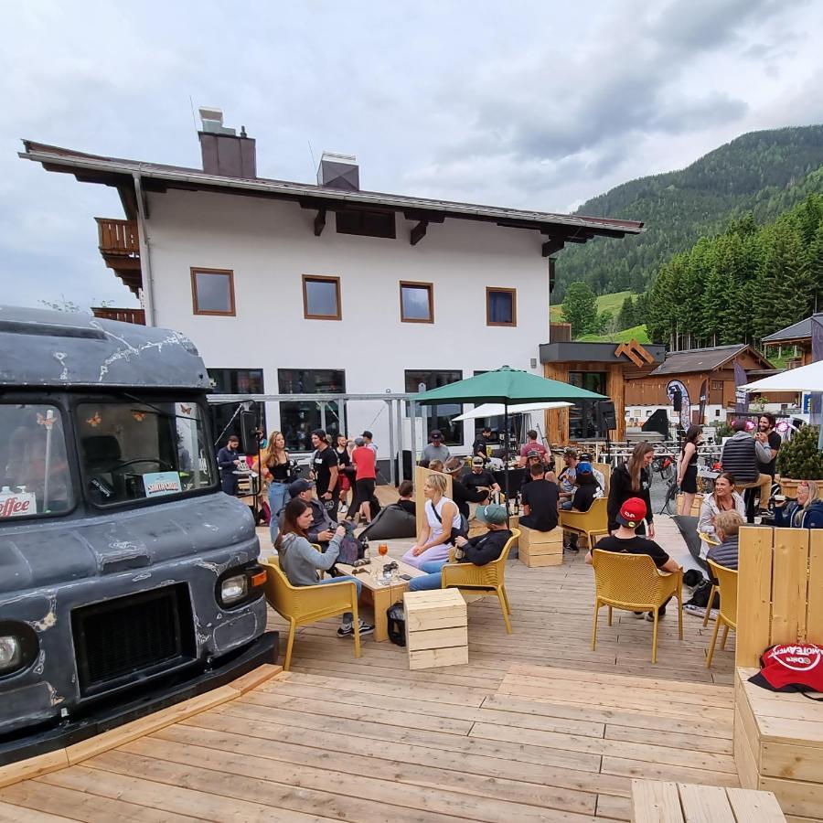 Hike&Bike Hostel mit Jokercard Saalbach Exterior foto