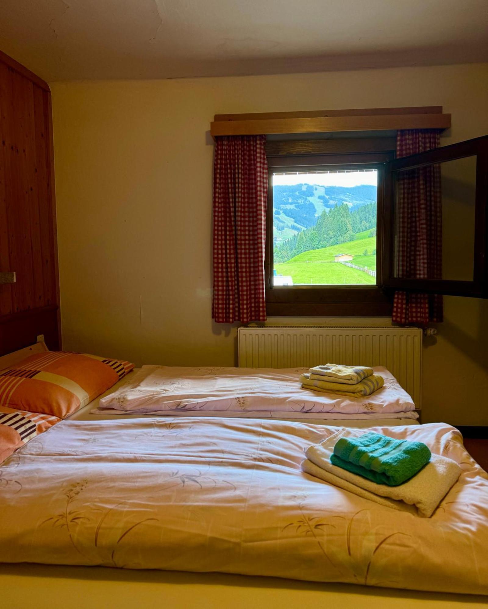 Hike&Bike Hostel mit Jokercard Saalbach Exterior foto